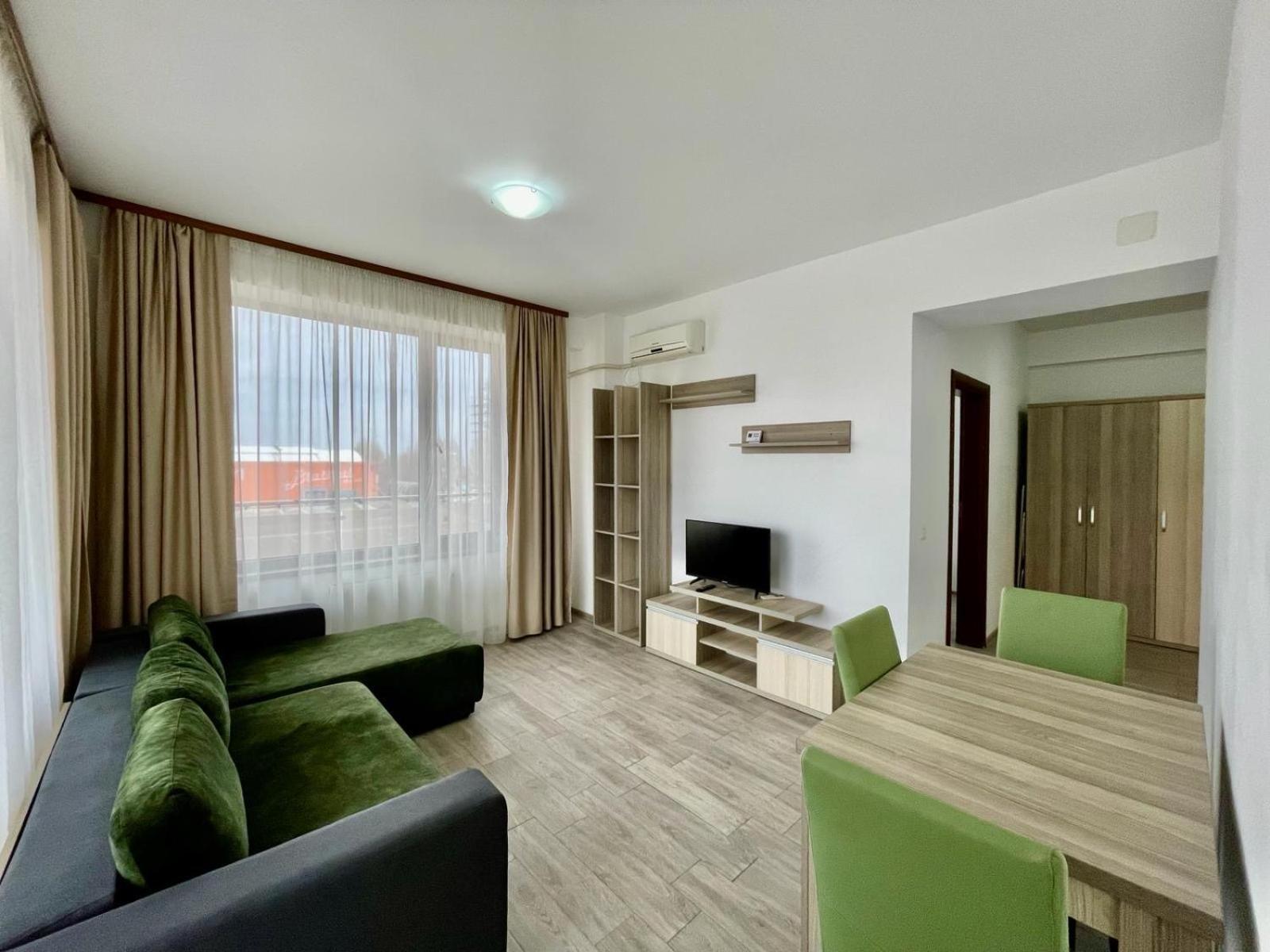 Summerland Apartmants Mamaia Nord Apartment Екстериор снимка