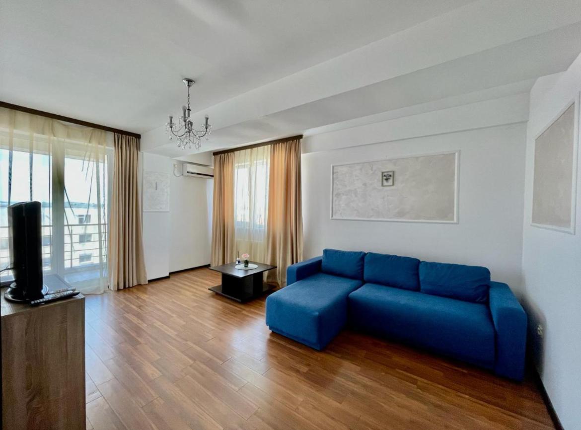 Summerland Apartmants Mamaia Nord Apartment Екстериор снимка